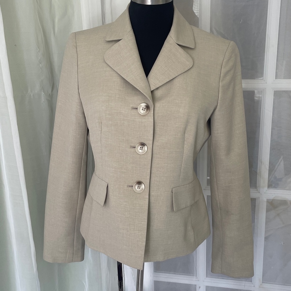 Jones Studio Beige Separates Blazer size 4